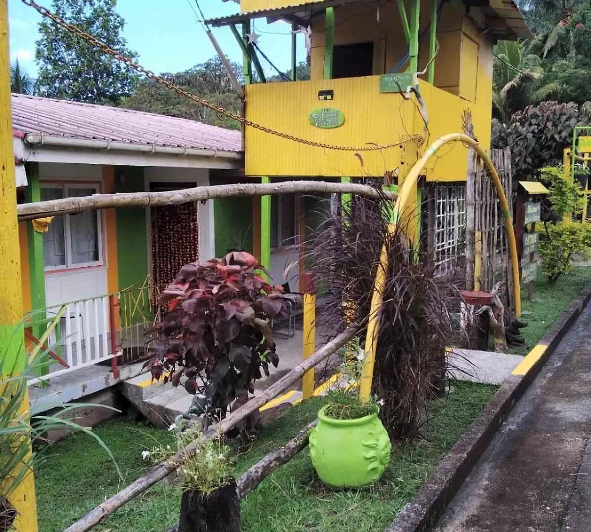 Ian Creole Garaden Cottages Roseau Casa de Férias